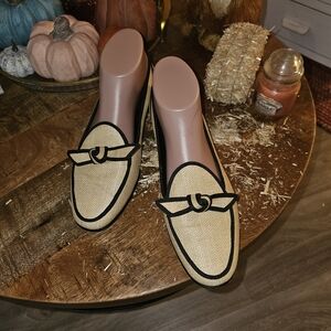 ALEXANDRE BIRMAN Gorgeous Champagne/Alabaster Bow Flats 9/39 EXCELLENT!!